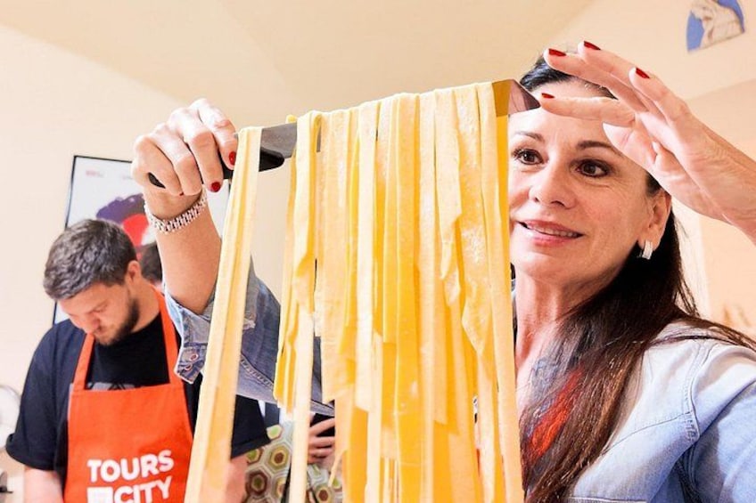 Bologna Local Pasta Cooking Class, Ragu, Spritz, Wine & Gelato 4