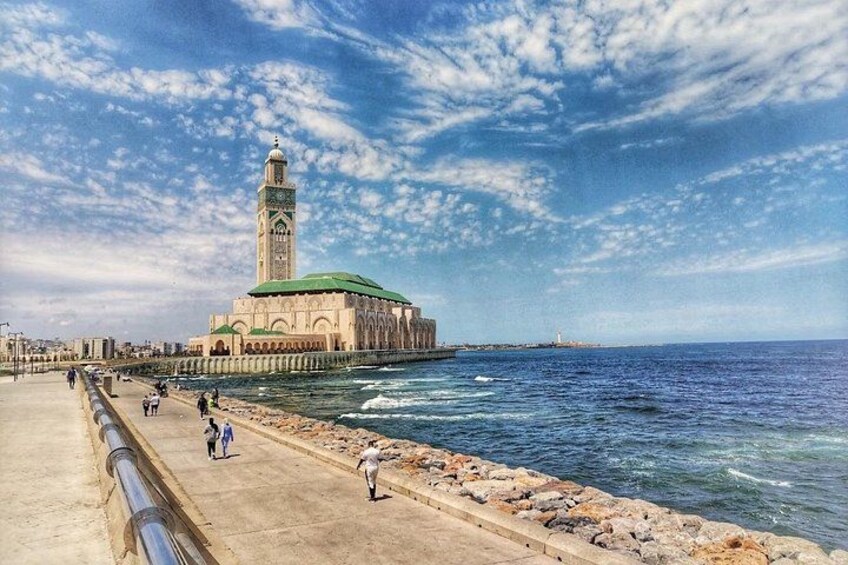 Private Guided Tour of Casablanca Including Mosque Entrance 2