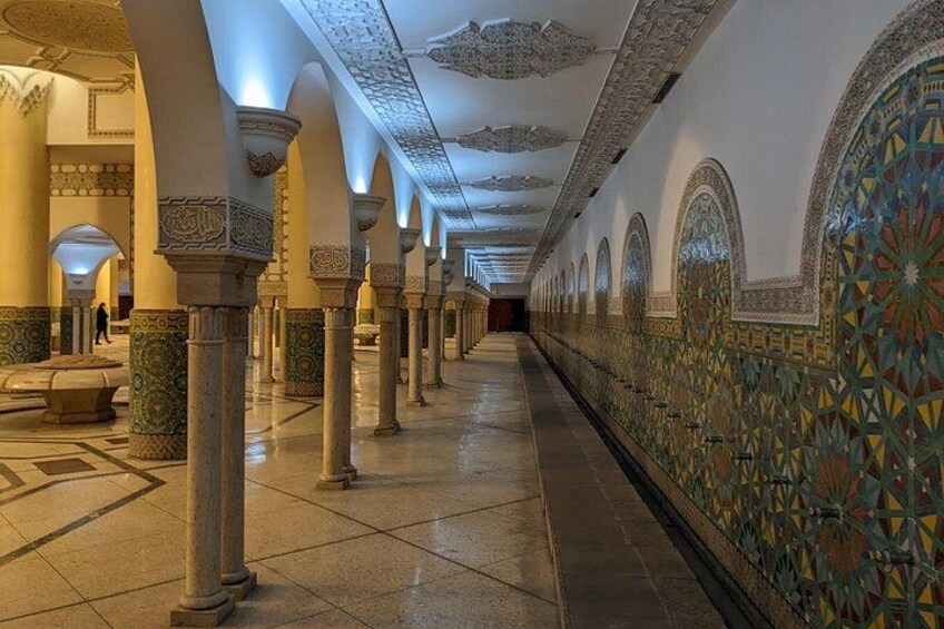 Private Guided Tour of Casablanca Including Mosque Entrance 2