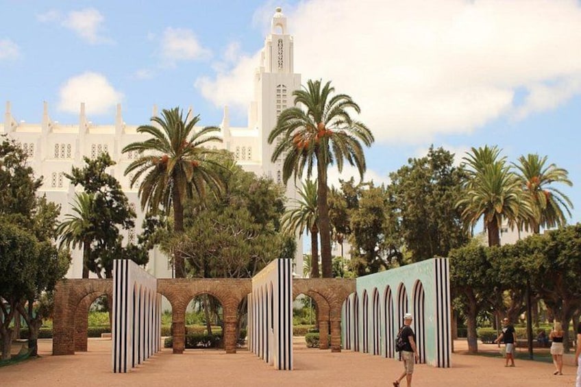 Private Guided Tour of Casablanca Including Mosque Entrance 2