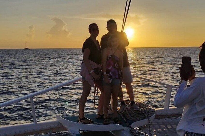 All Inclusive Sunset Dinner Cruise in Nassau Bahamas 2
