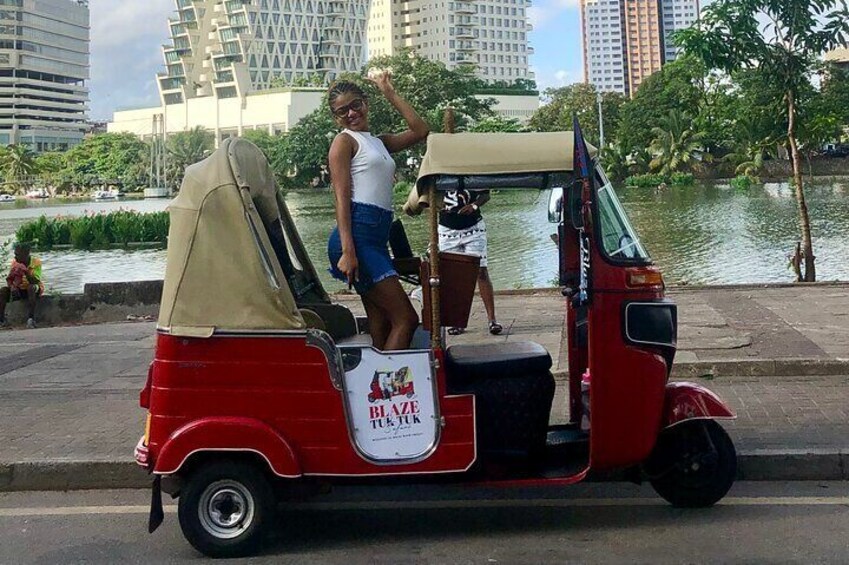 Explore Colombo by Tuk Tuk Morning & evening (Private Tours) 5