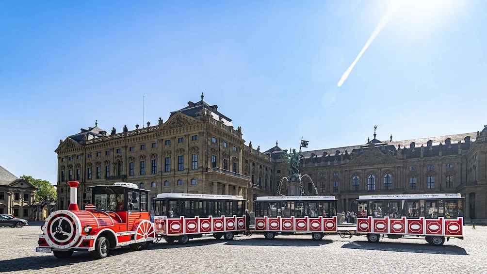Würzburg: City Tour with the Bimmelbahn Train 1