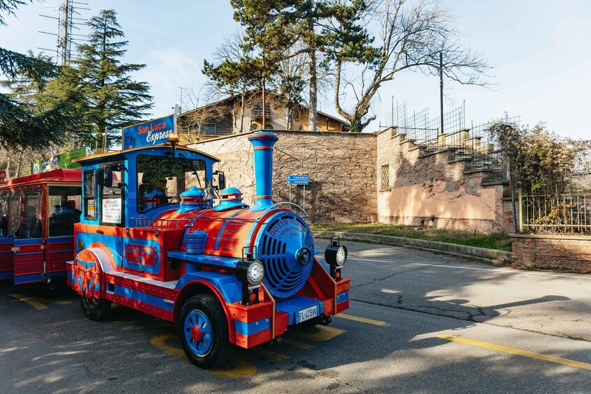 Picture 11 for Activity From Bologna: Roundtrip San Luca Train Ticket & Food Tasting 2