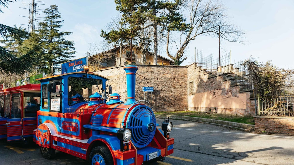 Picture 11 for Activity From Bologna: Roundtrip San Luca Train Ticket & Food Tasting 2