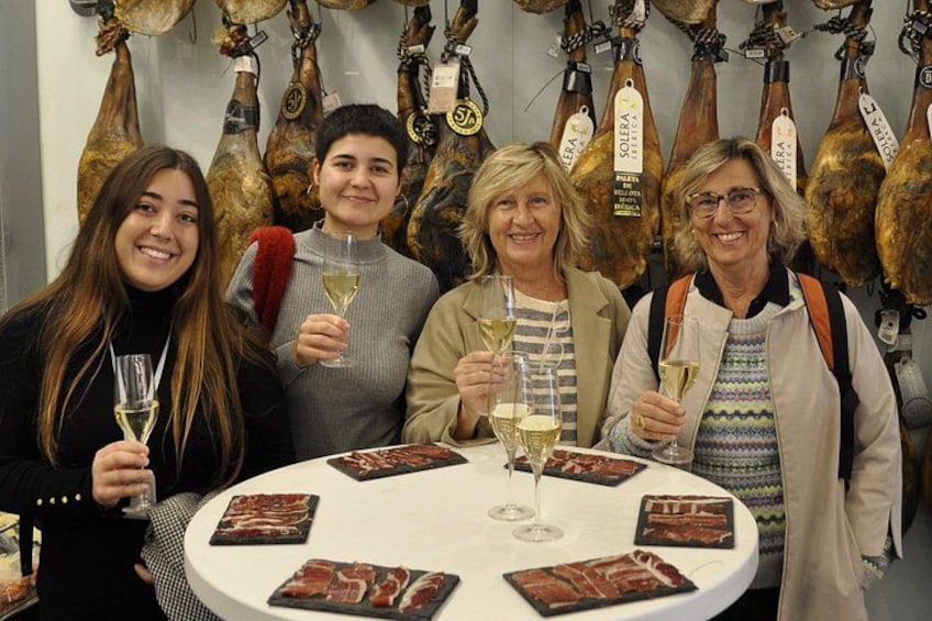 Girona Morning Food Tour & Local Market 1
