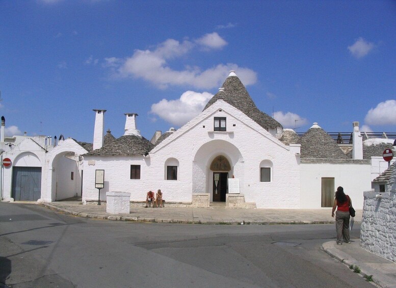 Picture 2 for Activity Alberobello: History Walking Tour 2