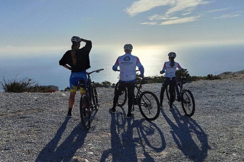 Guided one-day tour with eBike and Kayak in Granadella Moraig 5