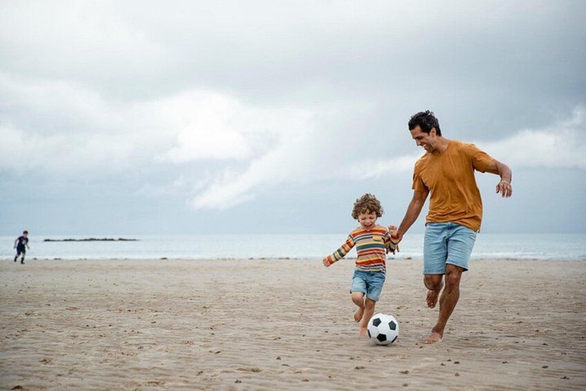 Manalapan Coastal Family Escape - Private Tour 3