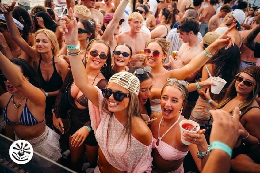 Boat Party Split 4