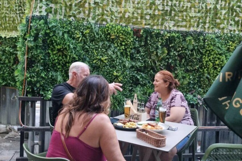 Bucharest Historical Food Tour in Old Center 5