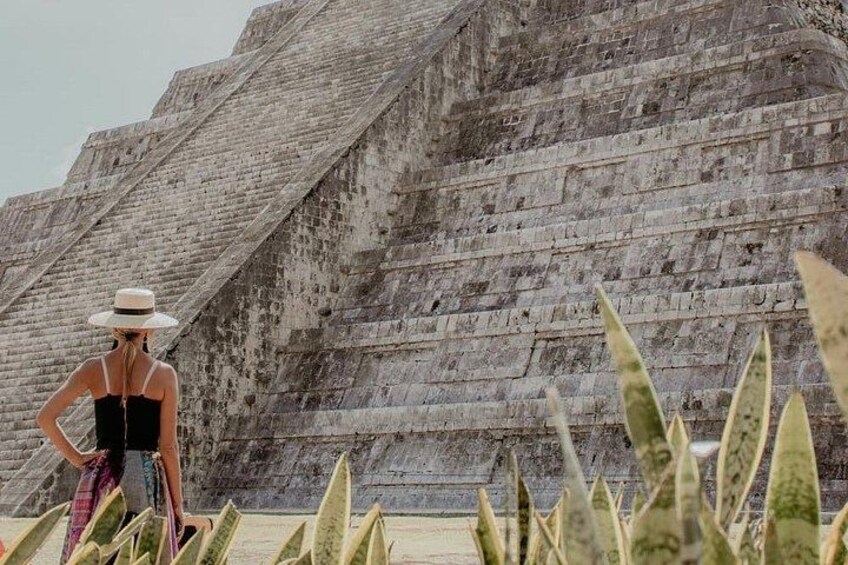 Chichén Itzá Marvels Day Trip:Cenote Oxman & Valladolid Adventure 3