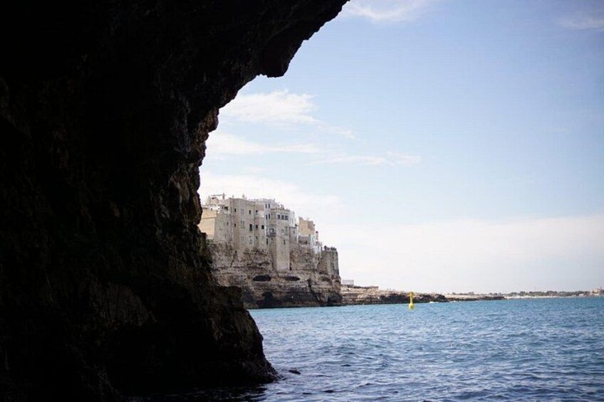 Monopoli Shared tour by Gozzo boat to the Polignano caves 2