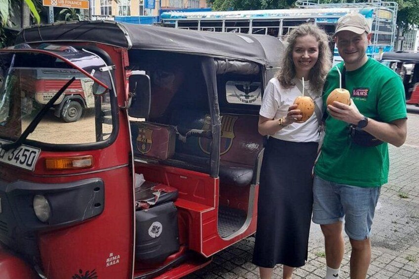 Colombo private city tour by tuk tuk morning and evening 1