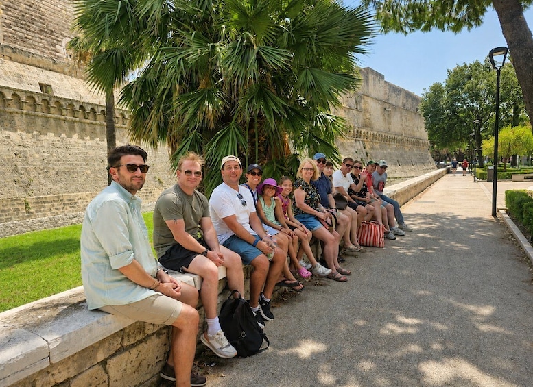 Picture 2 for Activity Bari: Guided Walking Tour 2