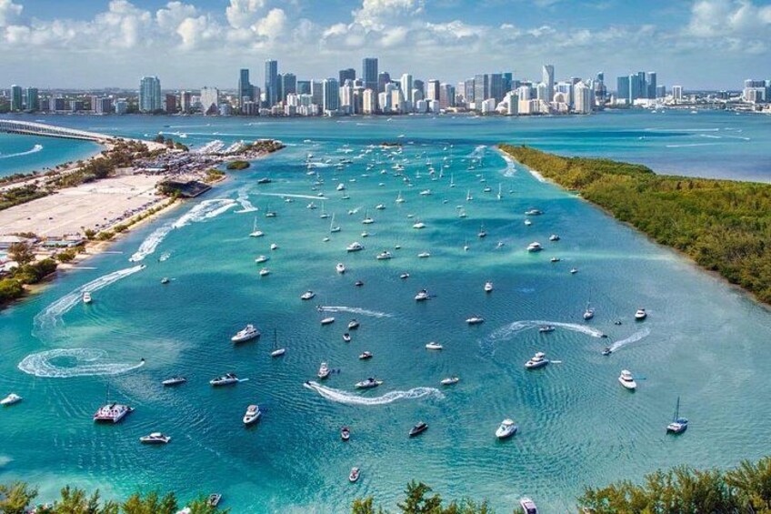 Private Captained Boat Tour in Miami for up to 12 passengers 2