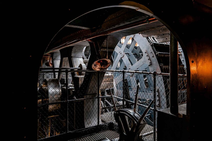 Picture 8 for Activity Explore Bristol's Iconic Victorian Steamship 5