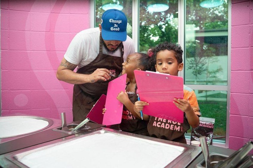 Make you own Rolled Ice Cream in Nashville 3