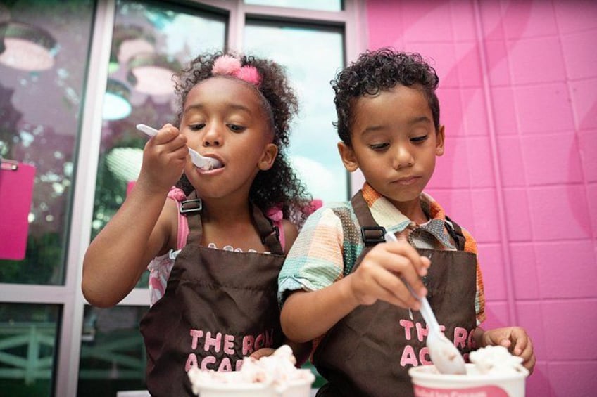 Make you own Rolled Ice Cream in Nashville 4