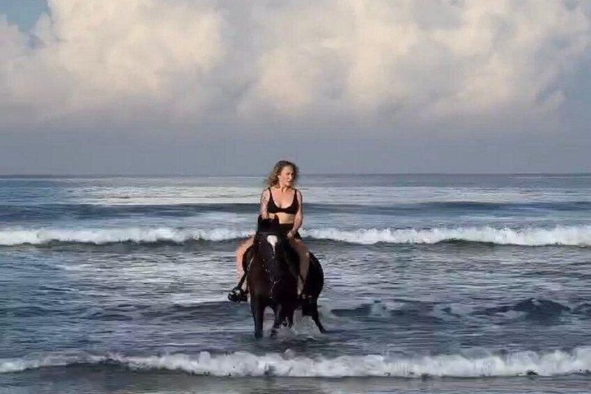 Seminyak Bali Horse Back Riding private experiance 3