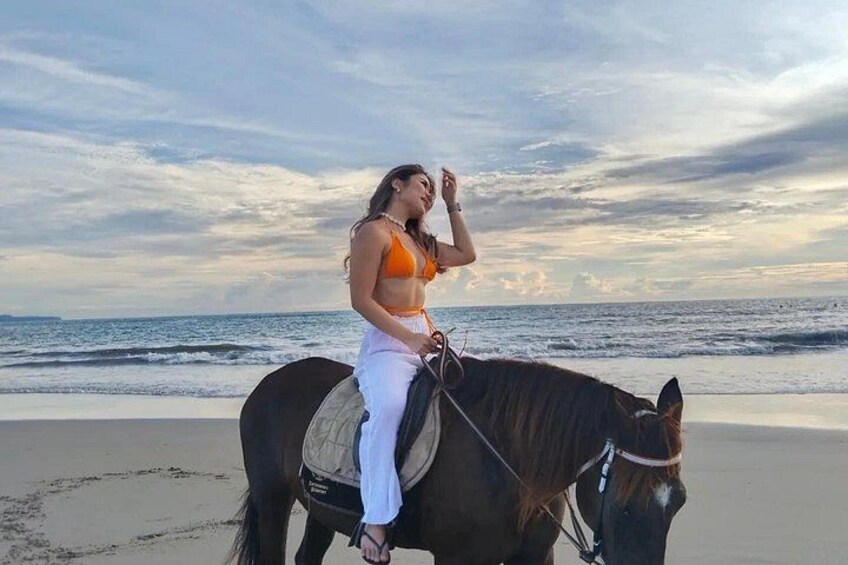 Seminyak Bali Horse Back Riding private experiance 2