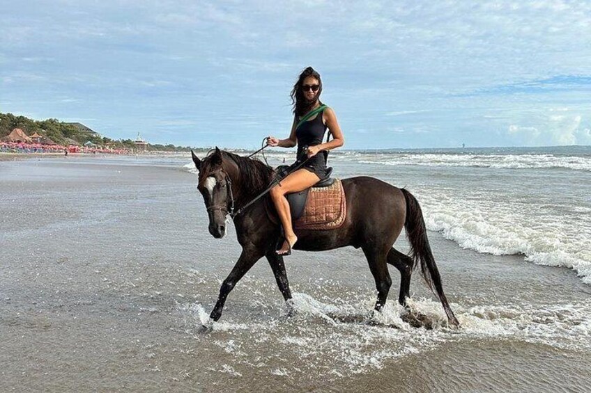 Seminyak Bali Horse Back Riding private experiance 2