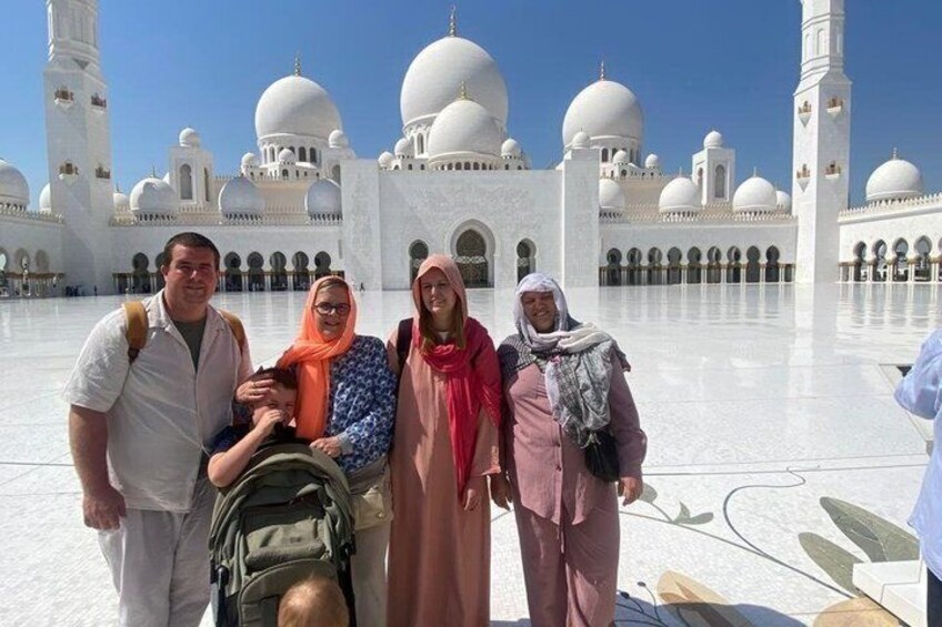 Private Abu Dhabi Full Day City Tour Grand Mosque Louvre Palace 1
