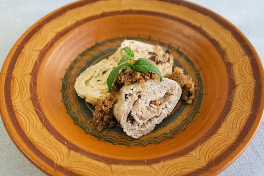 sLOVEnian Strukelj Traditional Cooking Class 3