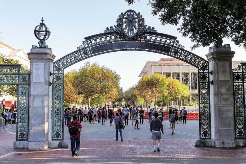 Private Walking Berkeley: Personalized Self-Guided App Tour 2