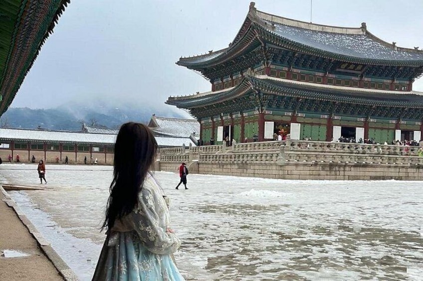 Seoul Private RV tour, explore real Korea from Past to Future 2