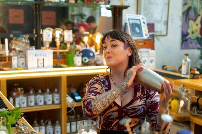 Cocktail Masterclass & Distillery Tour Combo 1