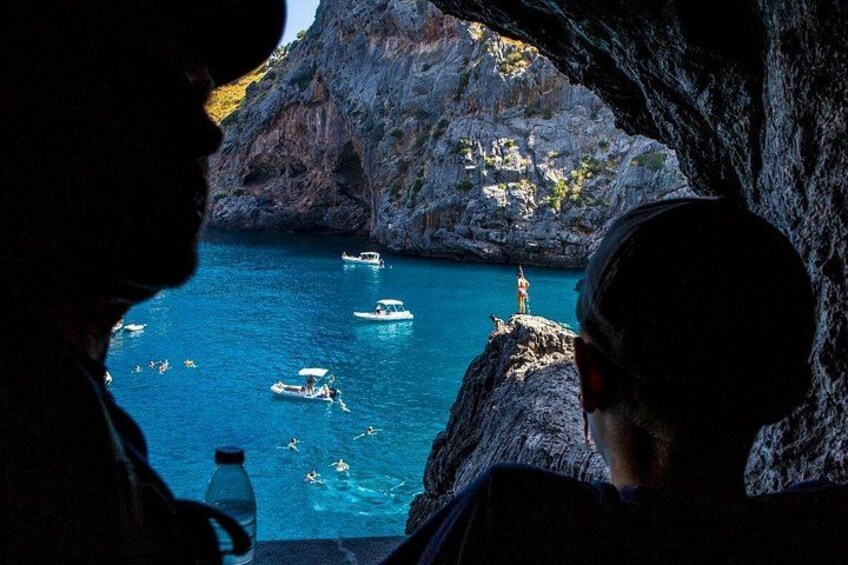 Island Tour with Train Tram Boat and Bus from Cala Millor 5