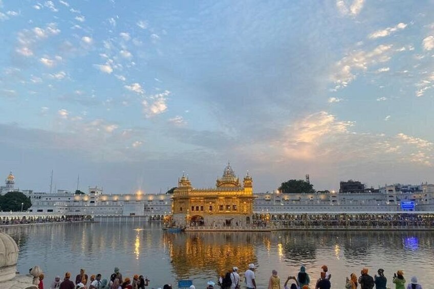 Golden Temple and Jallianwala Bagh Guided Tour 2