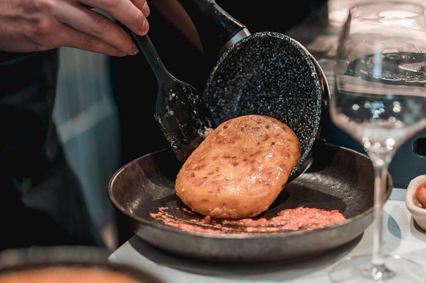 Madrid Spanish Omelet Cooking Class and Bottomless Wine brunch 1