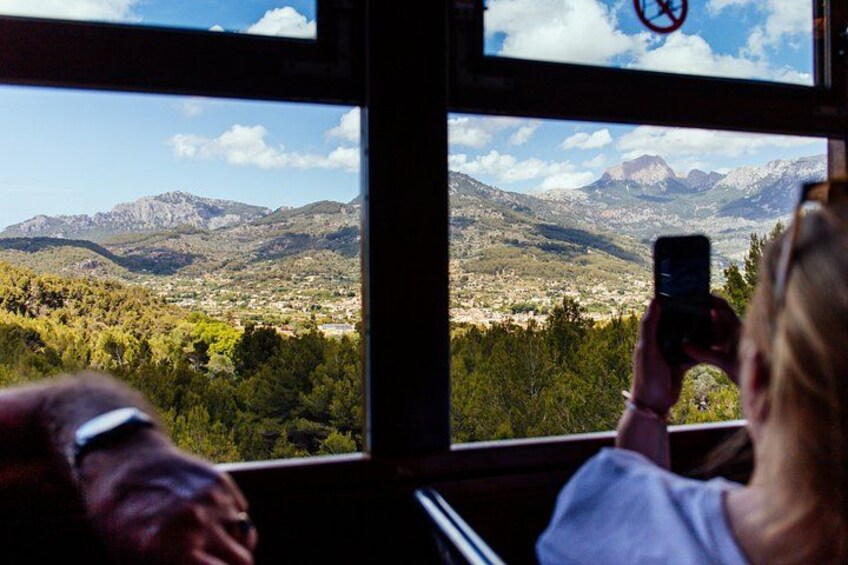 Mallorca: Exclusive Soller Train and Tram Half-Day Tour 5