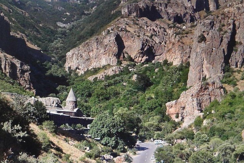 Garni,Geghard,Charent's Arch, Symphony of Stones and LavashBaking 4