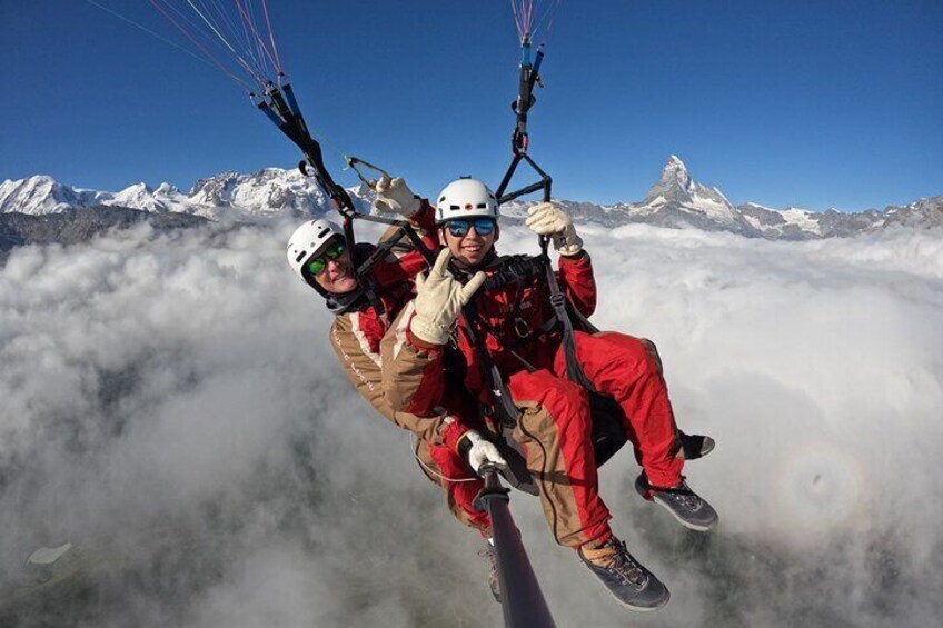 20 to 25 Minute Tandem Paragliding in Zermatt and Matterhorn View