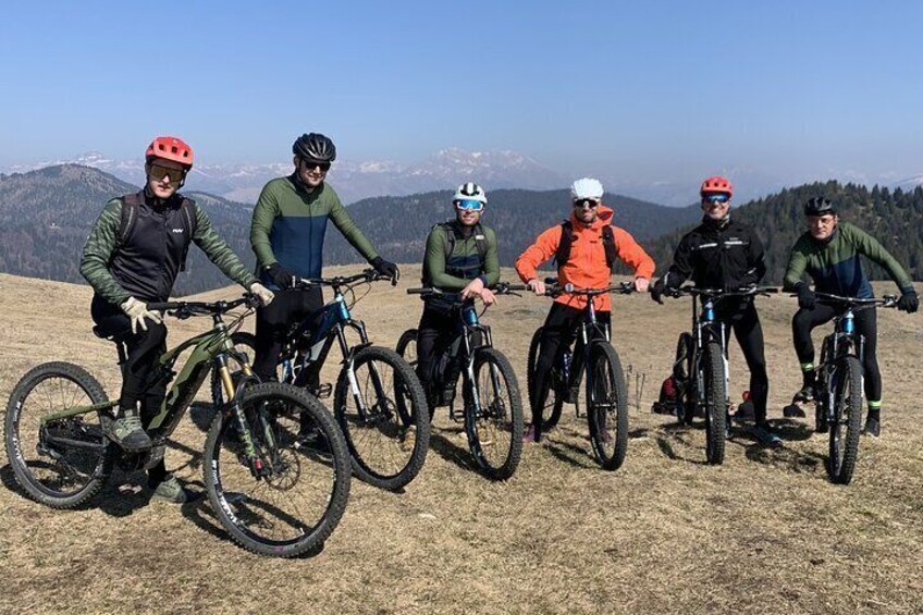 E-bike Tour in Lake Iseo