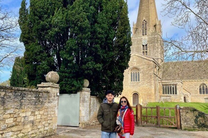 Private Guided Full Day Downton Abbey Tour From London 4