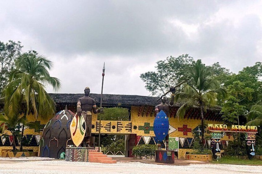 Visit Hacienda Naples Theme Park by Pablo Escobar 4
