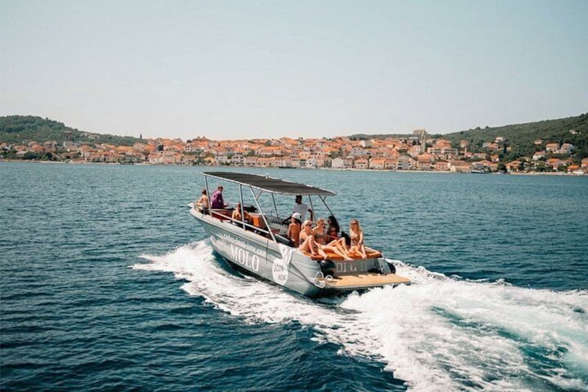 Zadar: 3 Islands Luxury Boat Tour with Aperol Spritz & Snorkeling 2