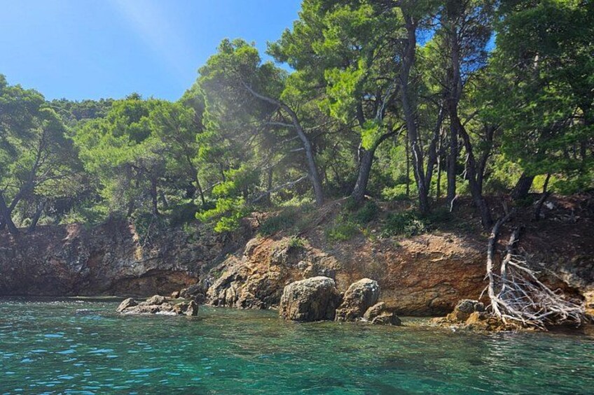Zadar: 3 Islands Luxury Boat Tour with Aperol Spritz & Snorkeling 3