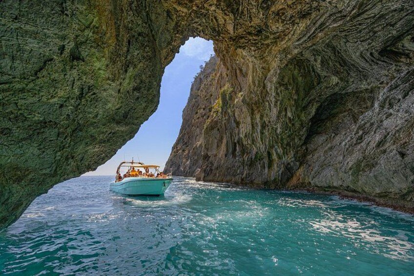 Mallorca Blue Cave Boat Tour with Snorkel 3