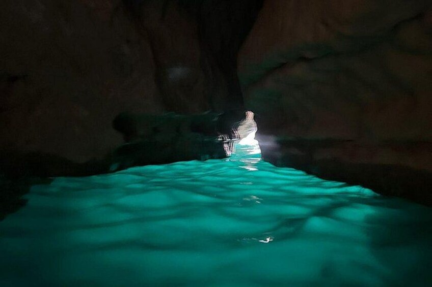 Full Day Wadi Shab and Wadi Tiwi Tour 4