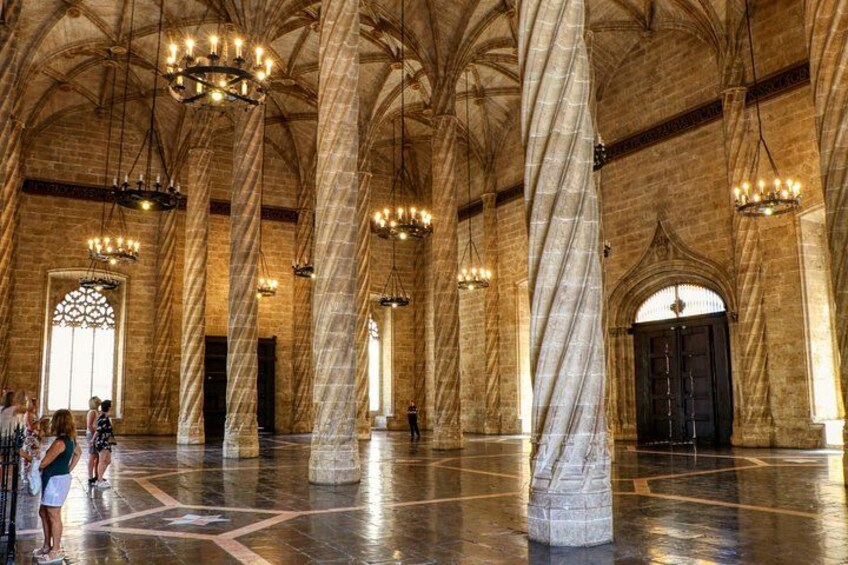 Valencia Private Tour: Old Town, La Lonja de la Seda & Horchata 1