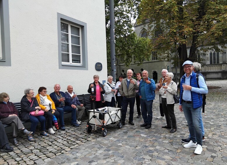Picture 5 for Activity Konstanz: Private Stadtführung mit Weinprobe 4