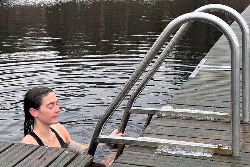 Icebathing and Sauna in Stockholm nature 1