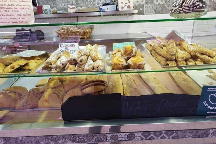 Valencia Tapas Tour: Market, History & Local Bites 2