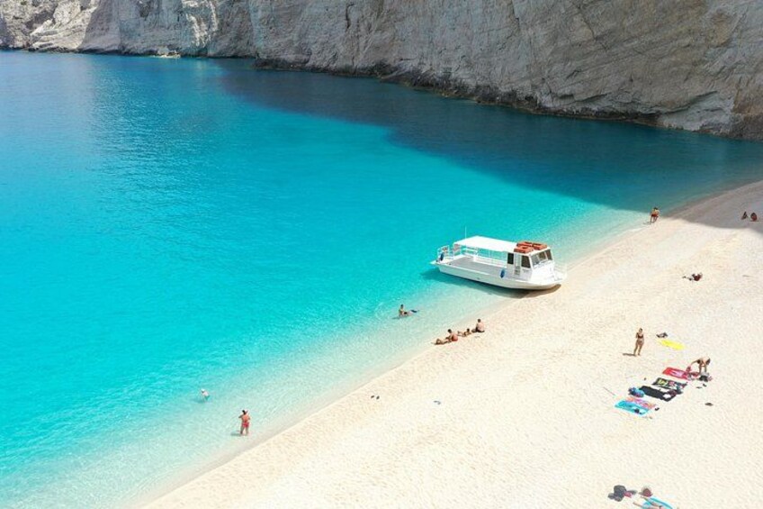 Zakynthos boat tour:Shipwreck& Local blue caves with 3 Swim Stops 4