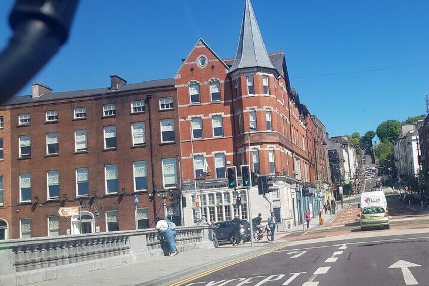 Guided Walking Tour in French in Cork French-speaking guide in Cork